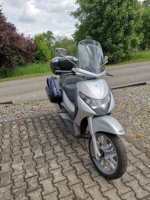 Scuter Piaggio Beverly 250
