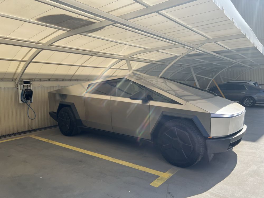 Tesla Cybertruck Cyberbeast