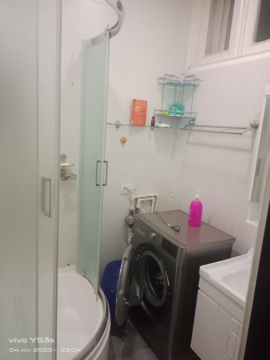 Сдам 1 комнату для студентки две или женщина без детей