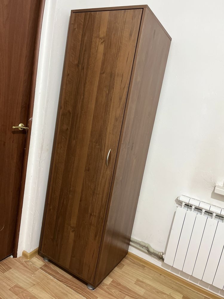 Продам очень вместительный шкаф