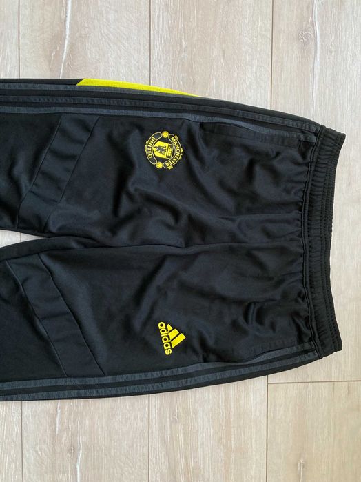 Адидас Манчестър Юнайтед Adidas Manchester United долнище долница M