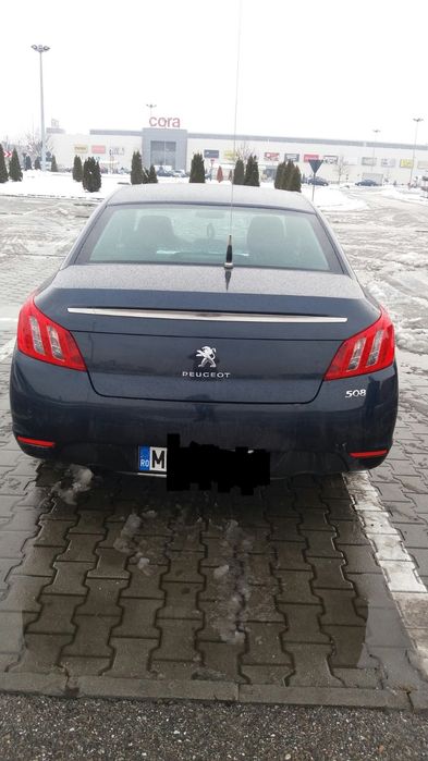 Peugeot 508 berlina