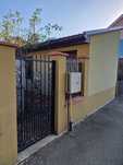 Apartament de inchiriat la casă 2 camere intrare separata Ronat