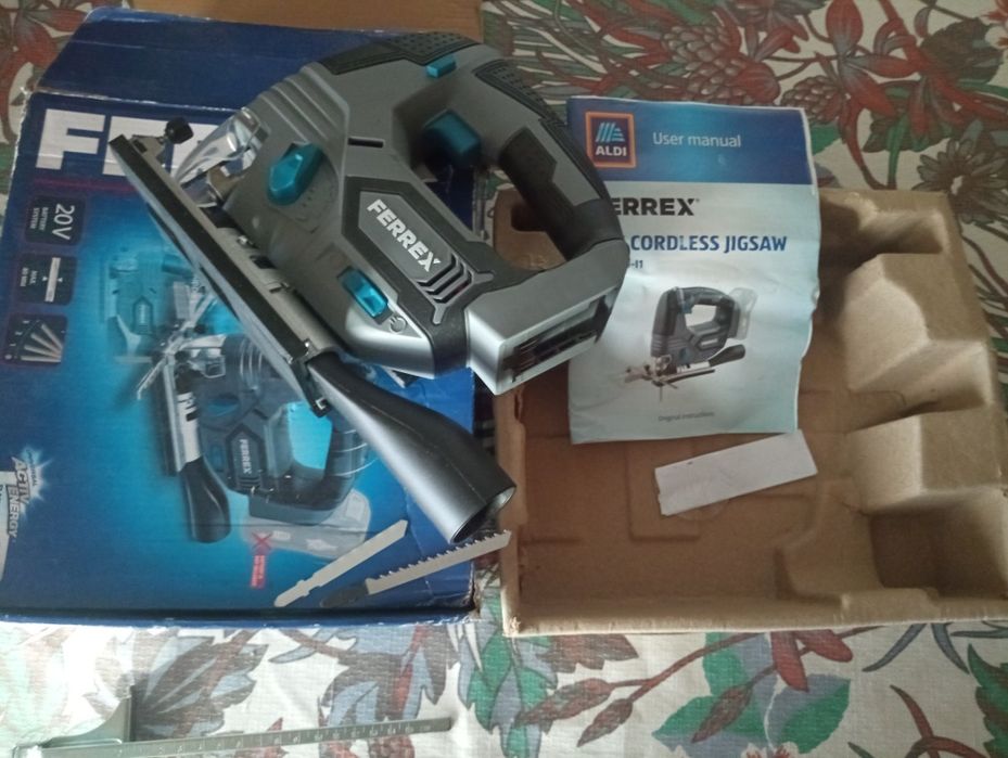 Filetanta Makita