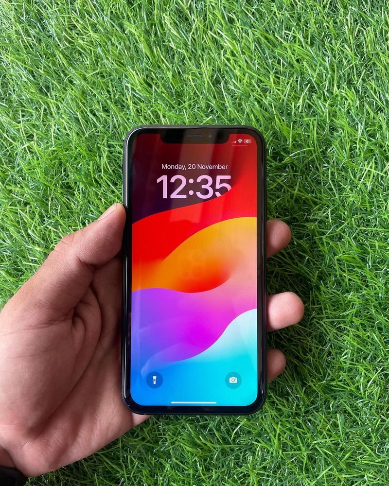 iPhone XR 64 gb ideal