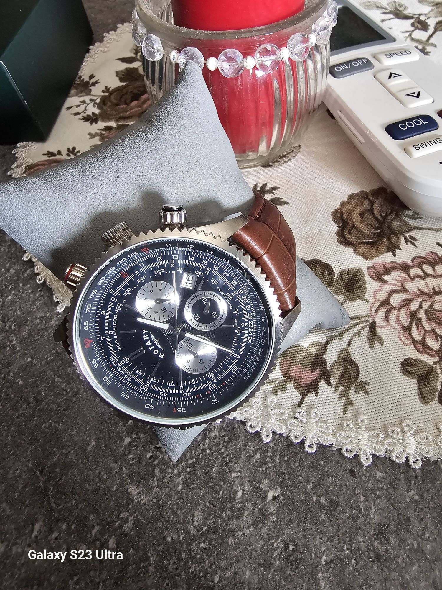 Rotary часовник нов