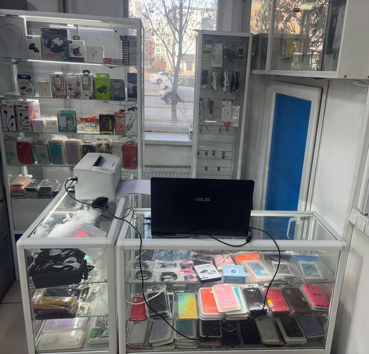 Продается готовый бизнес — отдел по продаже сотовых аксессуаров!