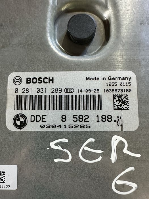 Ecu motor / Calculator motor BMW Seria 5 6 7 4.0D 313 : 8582188