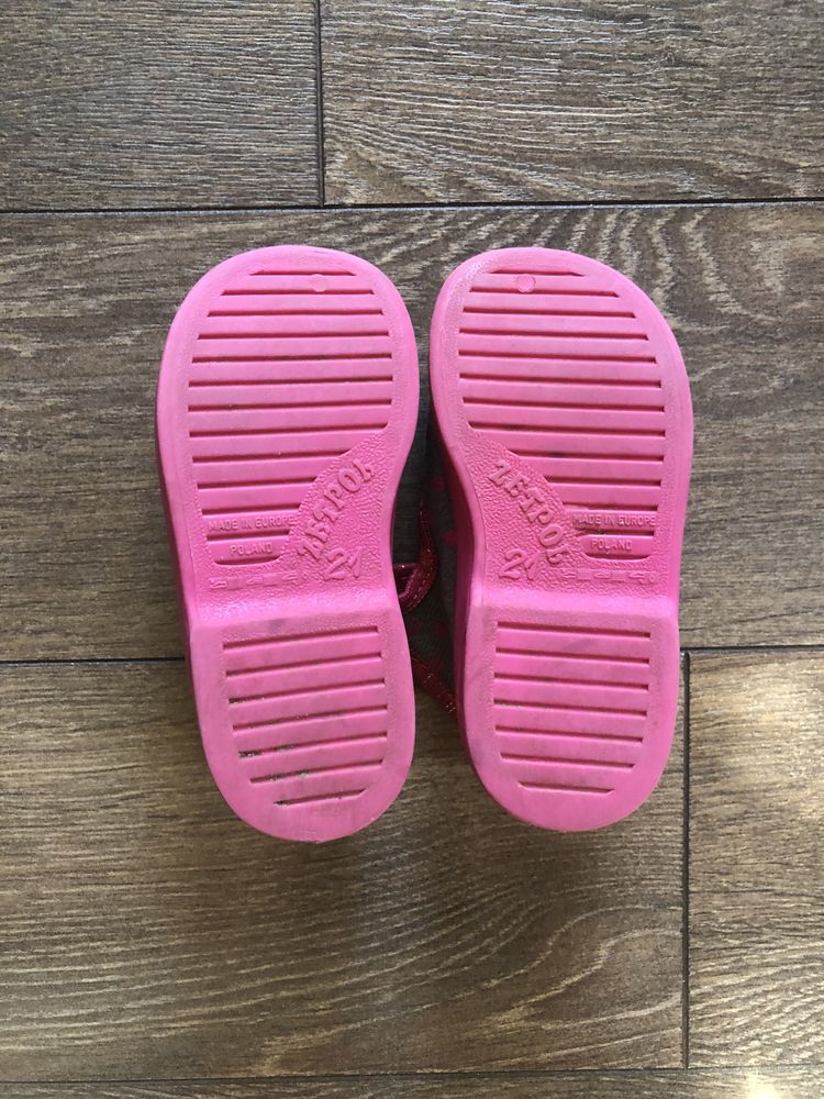Детски сандали Nike,обувки пантофи и ботуши 20 и 21 номер Primark