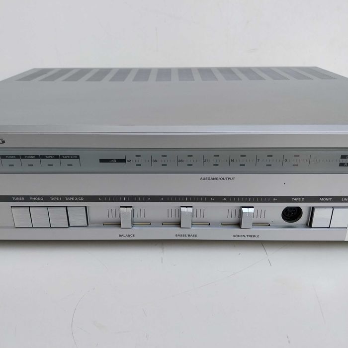 НАЙ ДОБРАТА ОФЕРТА Усилвател Grundig V7200