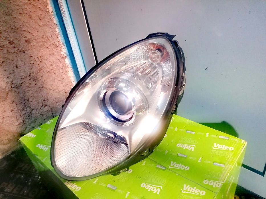 Фар Фарове за Мерцедес Р-класа В251 / Mercedes R-Class Minivan W251.