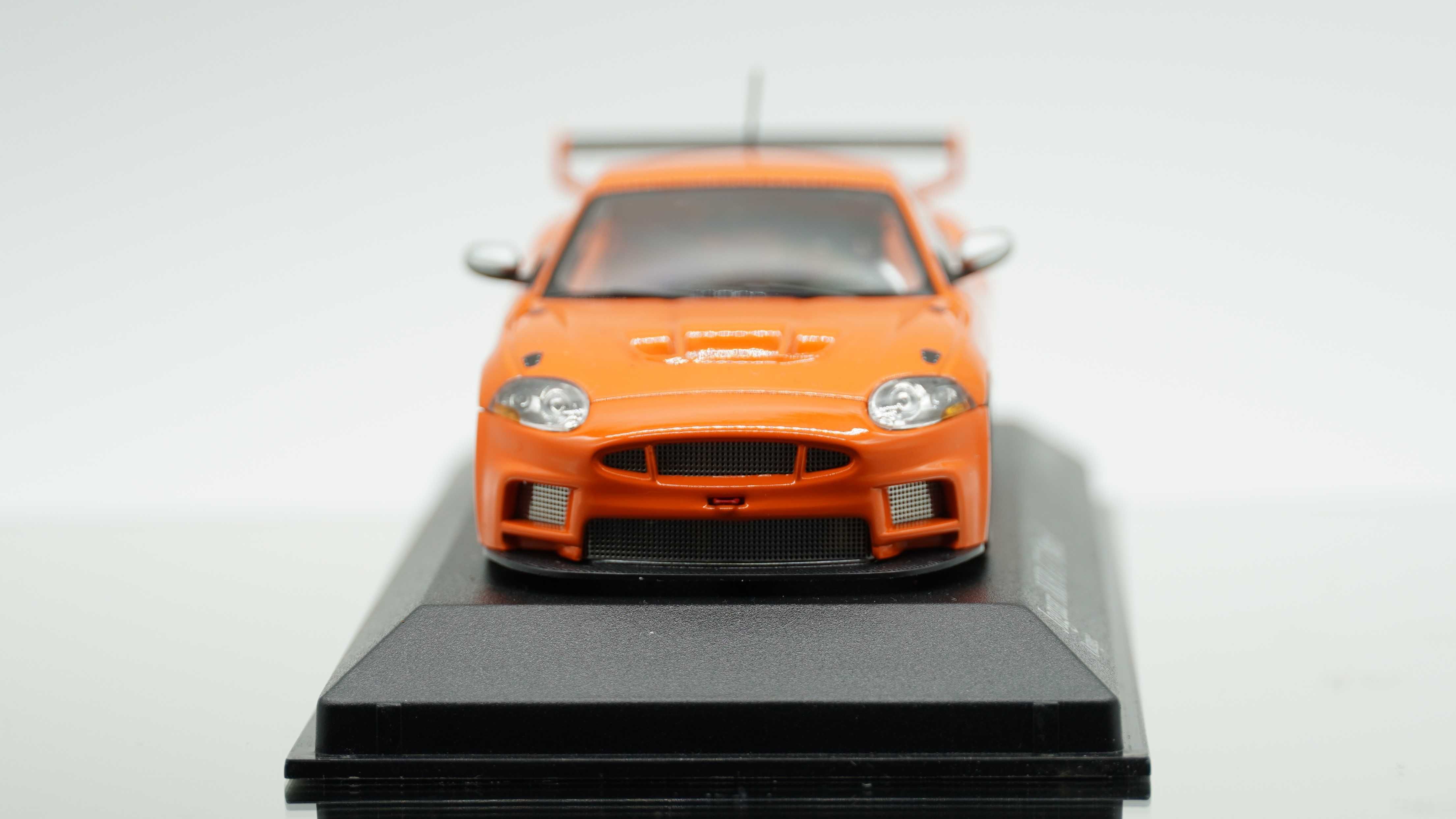 Jaguar XKR GT3 - Minichamps 1/43