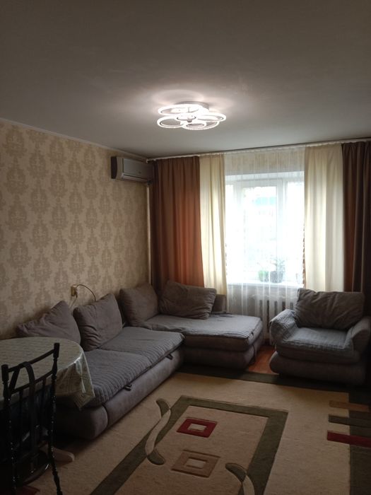 Продам диван в отличном состоянии