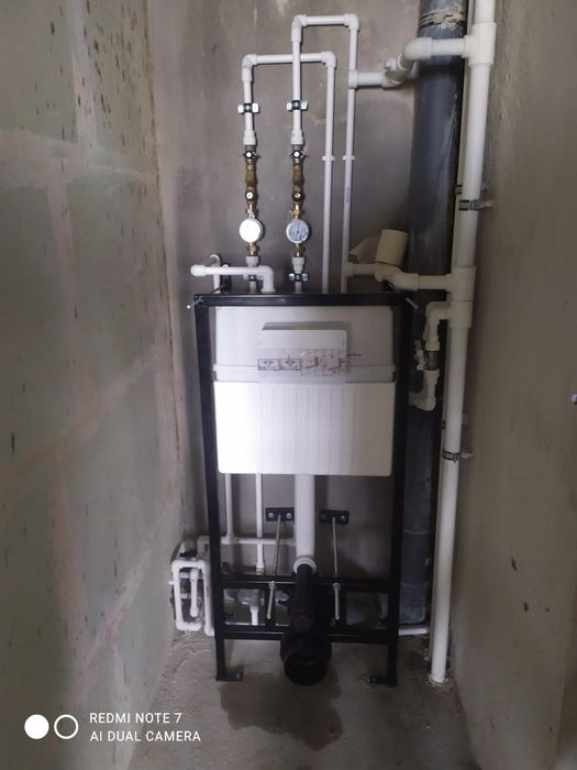 Сантехник услуги ремонт установка.