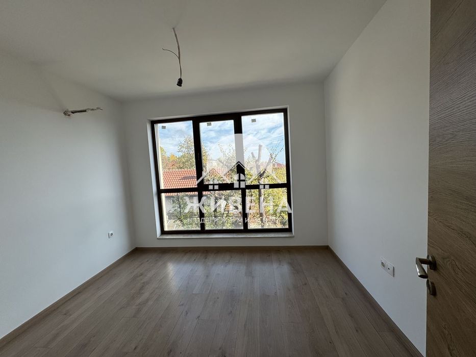 Продава се Двустаен апартамент в Варна, Бриз - 66 кв.м за 2652 €/кв.м - Снимка #9