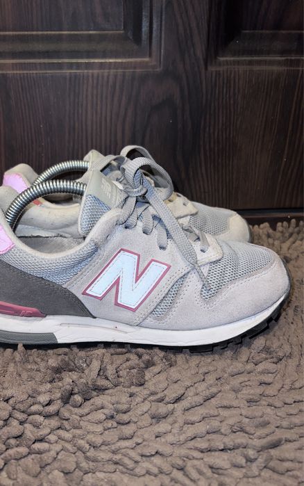 New Balance 565, 37.5