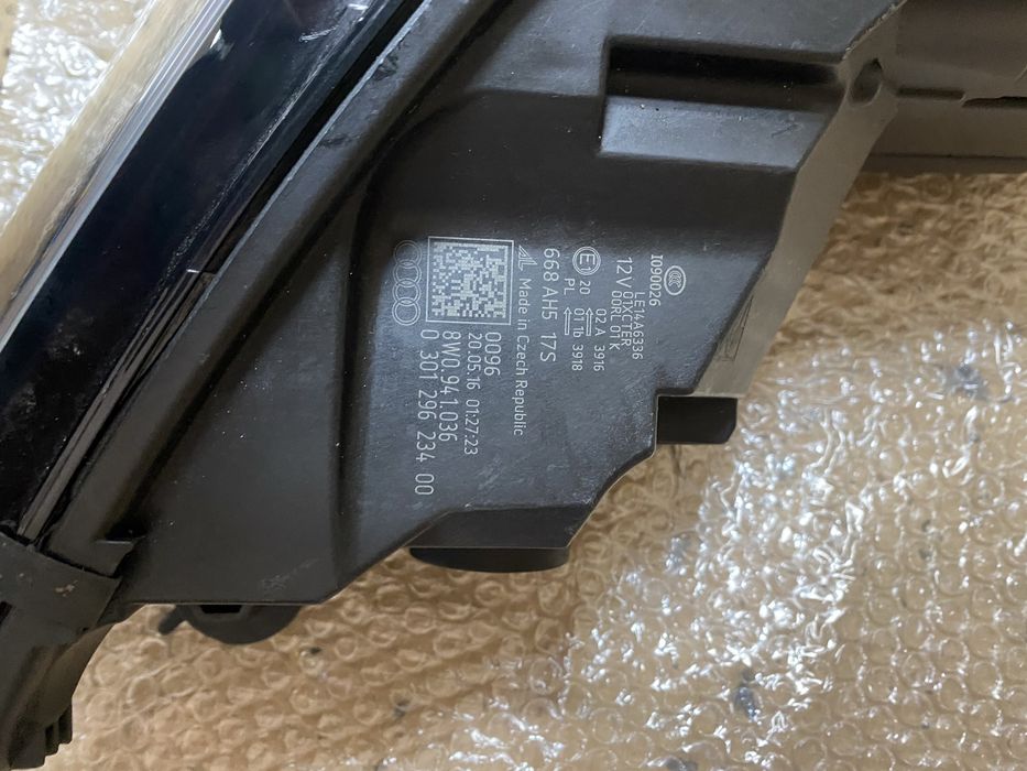 Far dreapta audi a4 b9 full led matrix