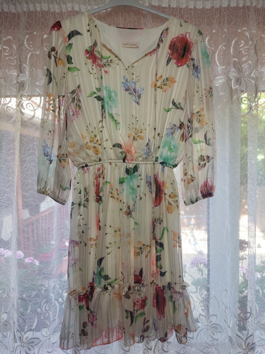Rochie înflorata