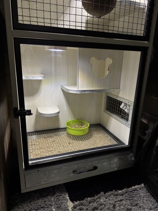 Клетка для шиншилл / витрина для шиншилл