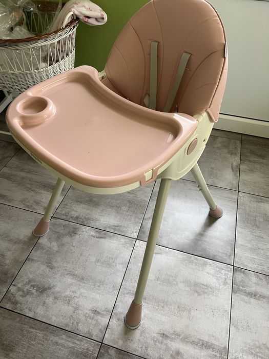 Scaun de bebe complet nou