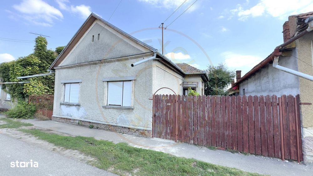 Casa 4 camere cu Teren 615 mp - Str. Marasesti Nr.62 – Carei