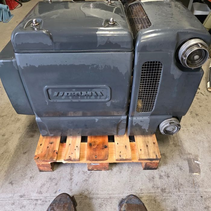 Compresor. Kompresor. Silo. Ghh.rti.drum. drum d9000