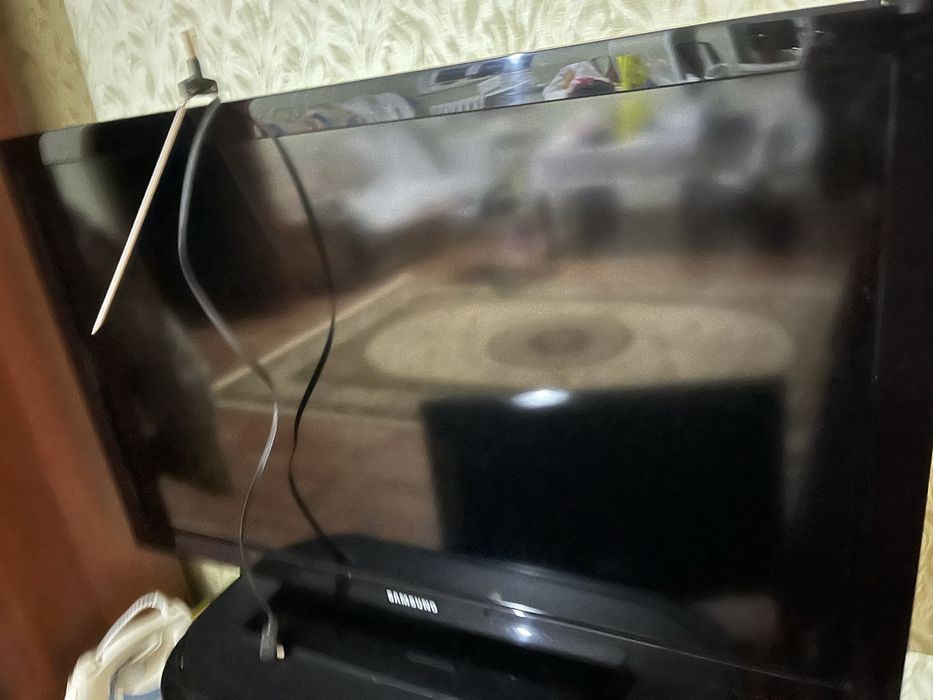 Продаю телевизор Samsung LE40D503