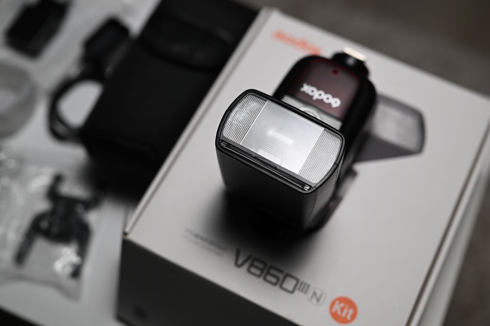 Светкавица Godox V860 III N за Никон/Nikon