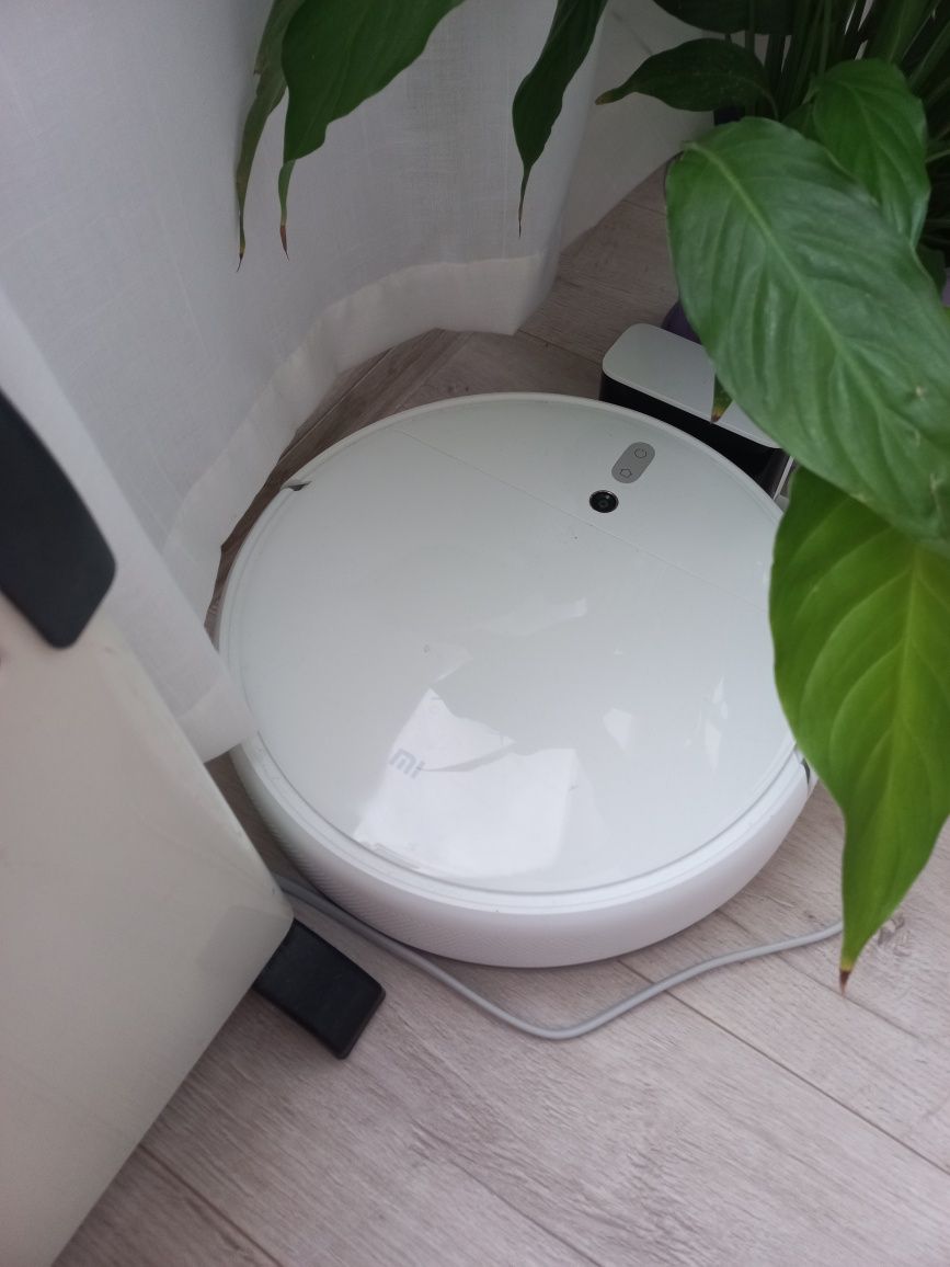 Прахотмукачка робот Xaiomi vacuum mop 2c