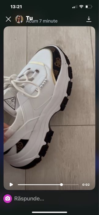 Adidasi guess in stare foarte buna