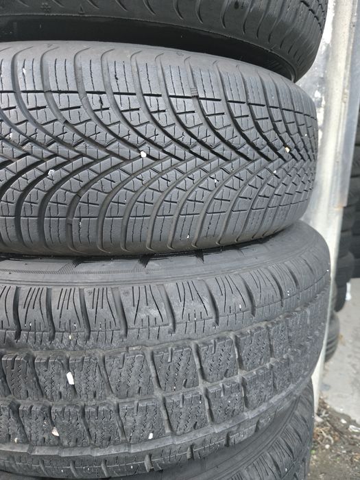 2бр. 185 65 15 Dunlop всесезонни.