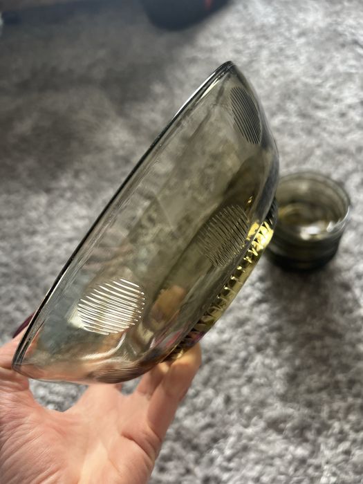 Сервиз от опушено стъкло