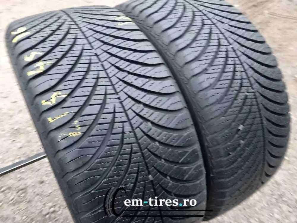 SET 2 Anvelope All Season 215/45 R16 GOODYEAR Vector 4Seasons