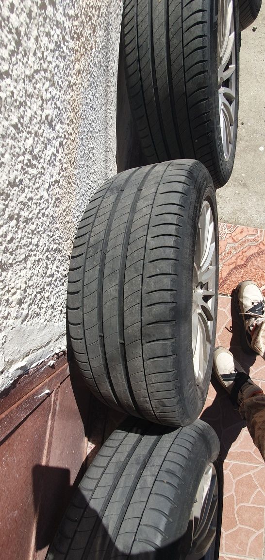 jante audi r17 225/50/r17+anvelope michelin