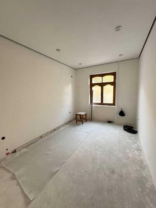 Продаётся СРОЧНО комерчес. помещ, под Офис, Салон,100м2. Мирабадский р