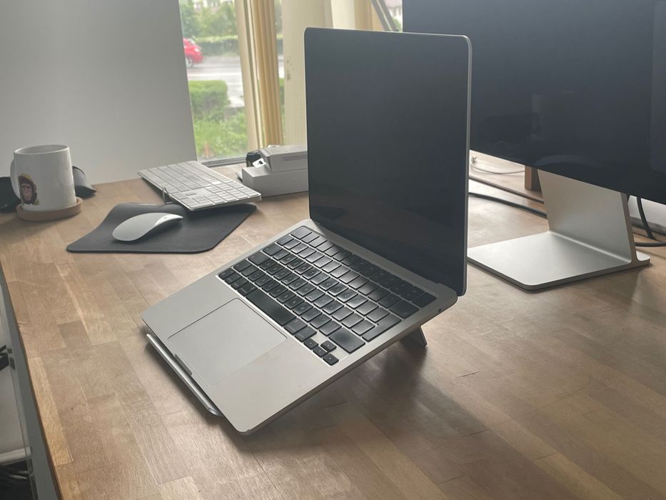 Stoc 6 buc x stand din aluminiu pentru Macbook 13-15"