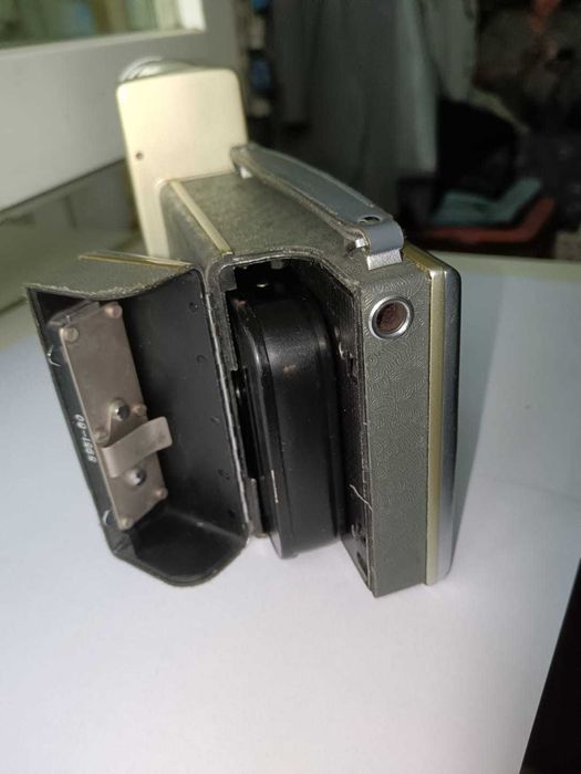 Aparate filmat Kiev Alfa si Kiev 16-2C