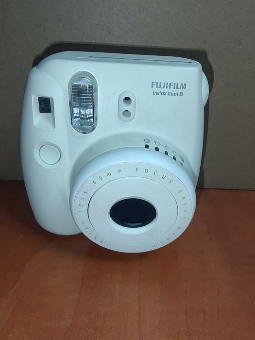 Aparat Camera foto Fujifilm Instax Mini 8