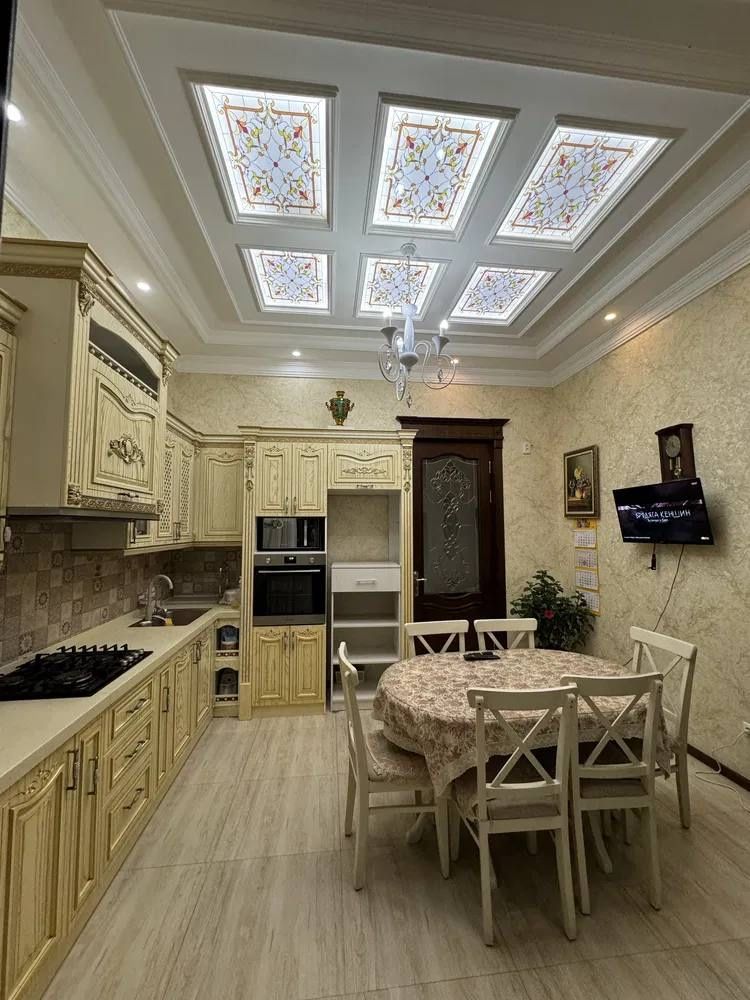 Сдается Дом На Ракате, 3,5 сотки ( н494 )