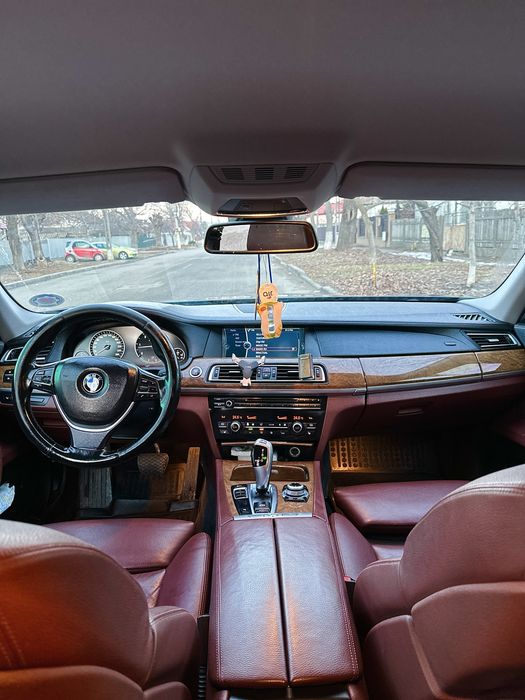 BMW 730 F01 Seria 7