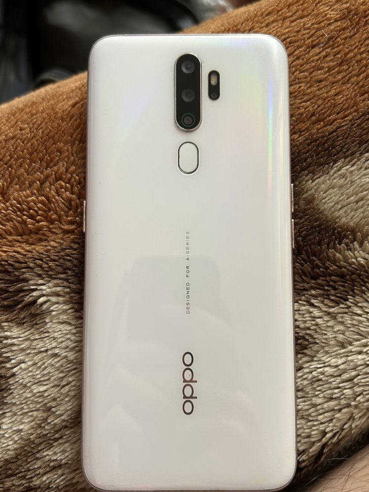 Продам oppo A5 2020