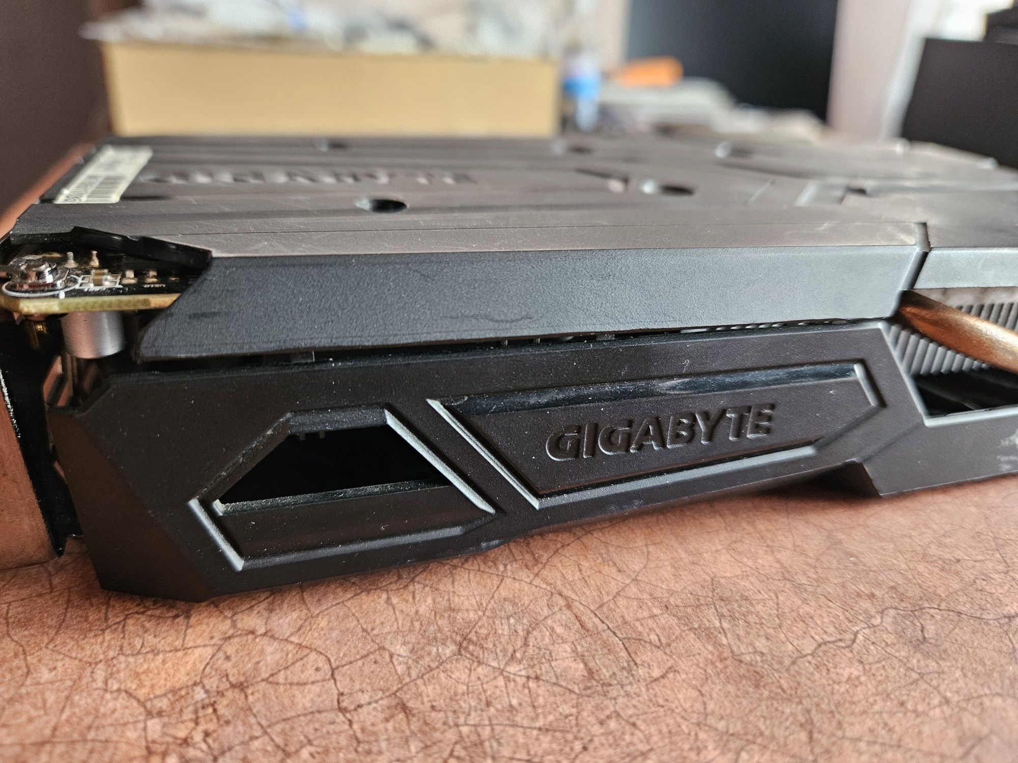 Placa video PCIe Gigabyte GTX 1050 WINDFORCE 2X 2GB DDR5