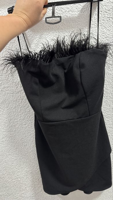 Официална рокля с пера