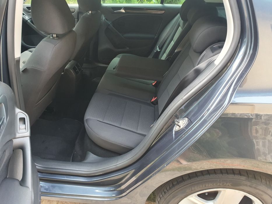 Golf 6 1.6 MPI 102 CP EURO 5 Incalzire in scaune Cornering Senzori par