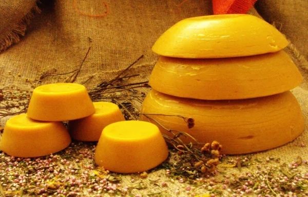 Восковые фигуры, работа с воском