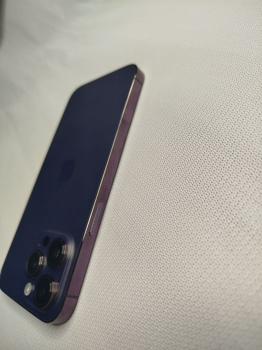 Продам телефон iPhone 14 Pro MAX в отличном состоянии ёмкость 87%