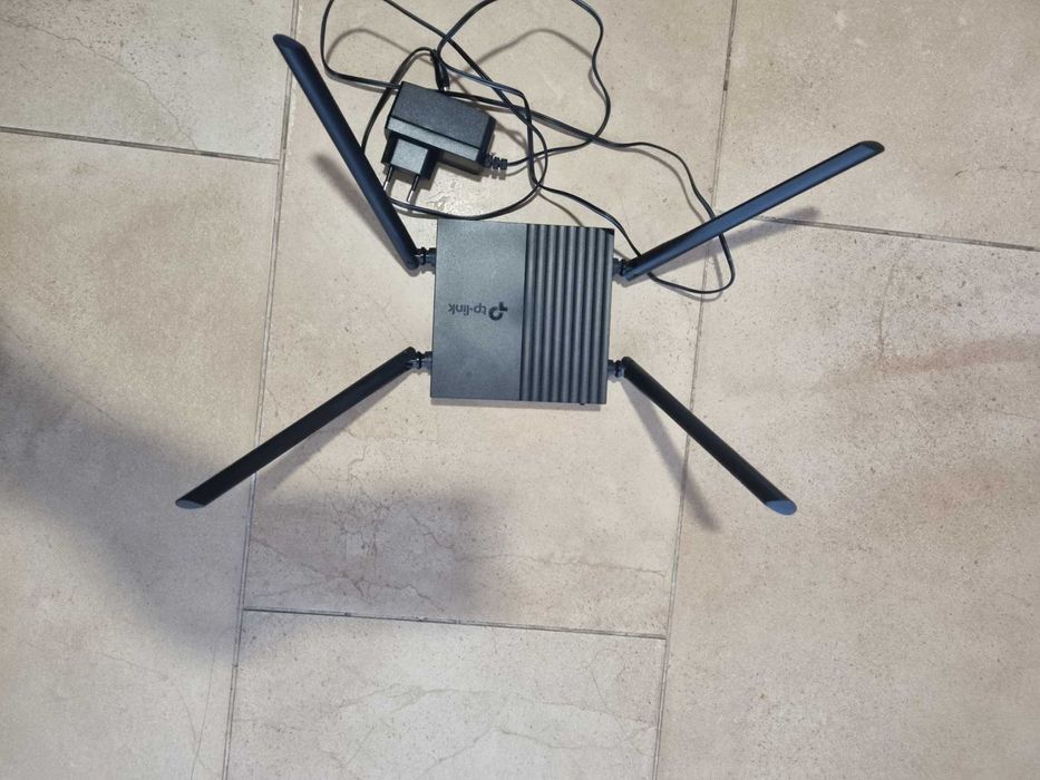 Vand Router Wireless TP-Link Archer C64, AC1200, Dual-Band