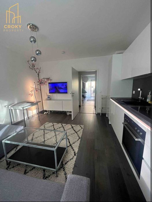 Дава се под наем Двустаен апартамент в София, Център - 60 кв.м за 725 € - Снимка #3