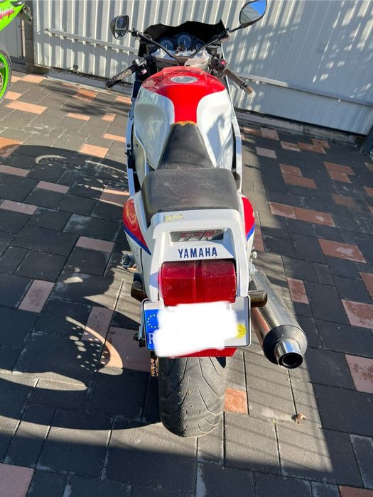 Yamaha FZR 1000  exup deltabox