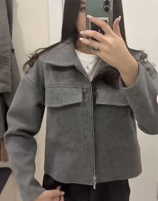 Продам бомбер серый